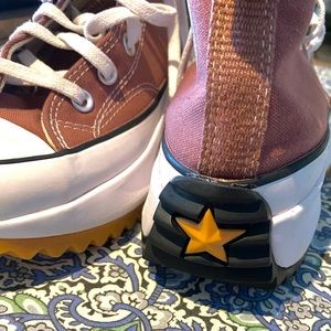 Converse Run Star Hike Hi-Top platform sneakers. Size 7W/5.5M